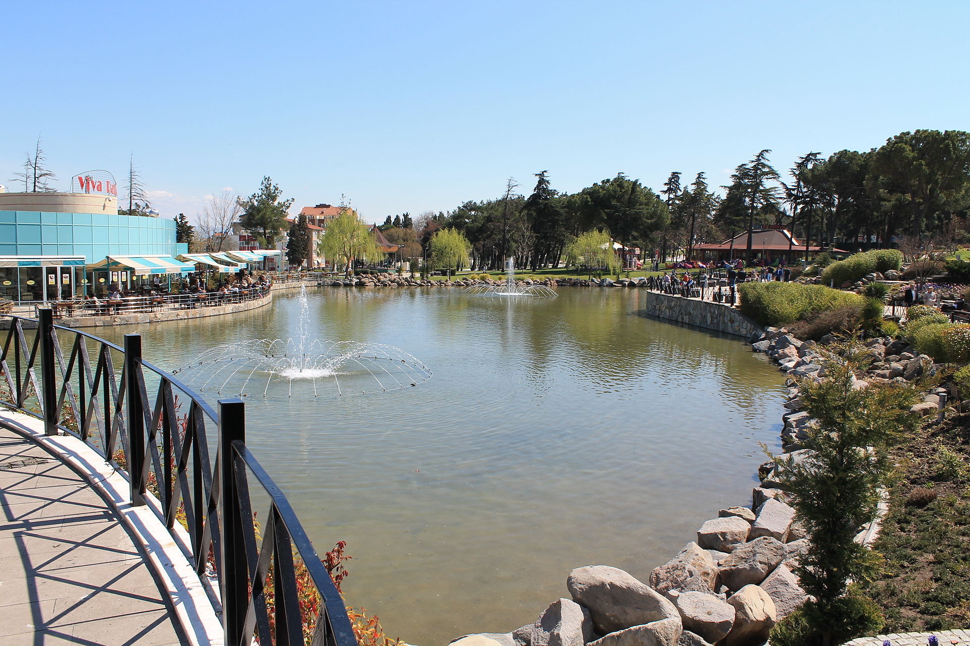 Grad Balikesir - Ataturk park